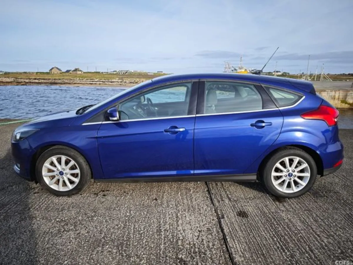 Ford Focus Hatchback, Diesel, 2016, Blue