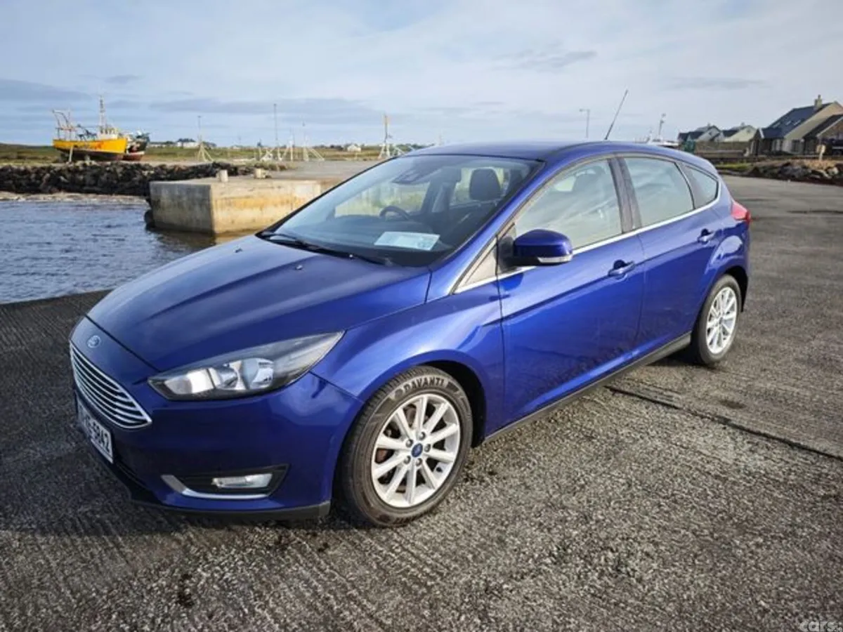 Ford Focus Hatchback, Diesel, 2016, Blue