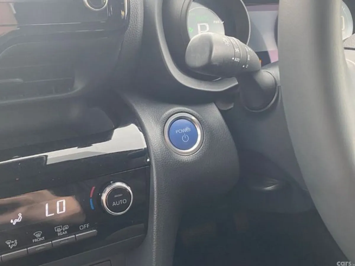 Toyota Yaris Hatchback, Petrol Hybrid, 2023, Red