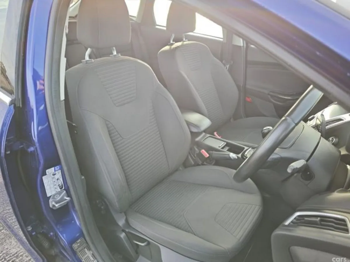 Ford Focus Hatchback, Diesel, 2016, Blue