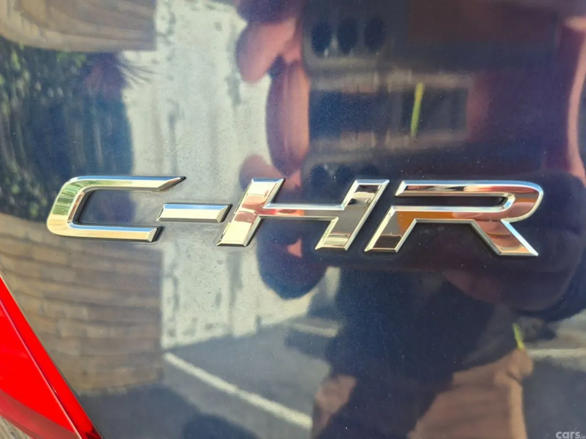 Toyota C-HR SUV, Petrol Hybrid, 2021, Blue