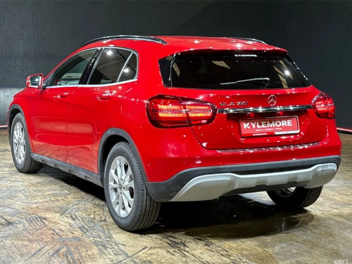 Mercedes-Benz GLA SUV, Petrol, 2018, Red