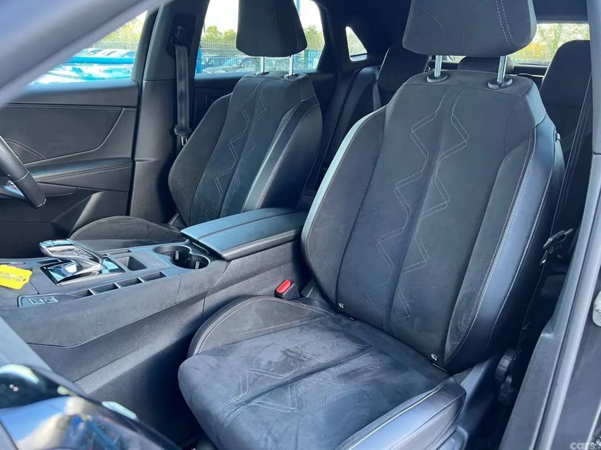 DS Automobiles DS 7 MPV, Petrol, 2022, Grey