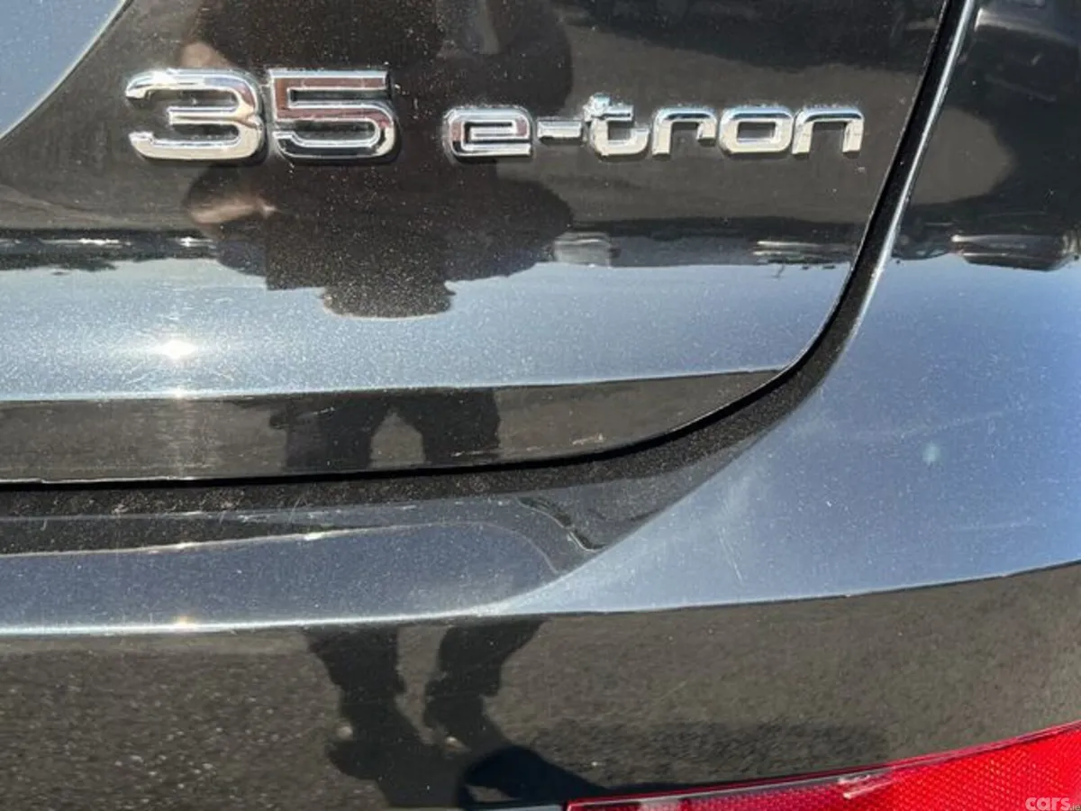 Audi Q4 Estate, Electric, 2023, Black