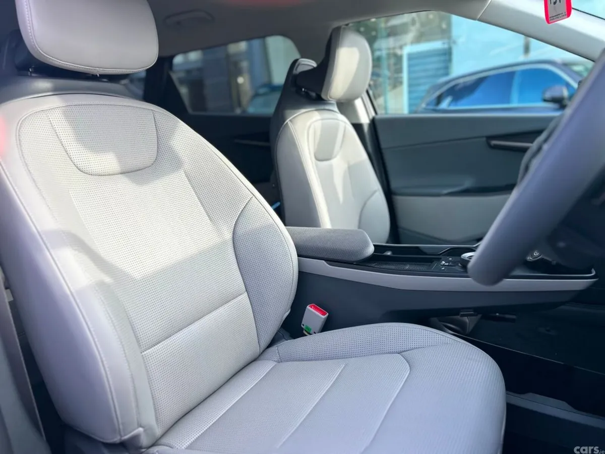 Kia EV6 Hatchback, Electric, 2027, Grey