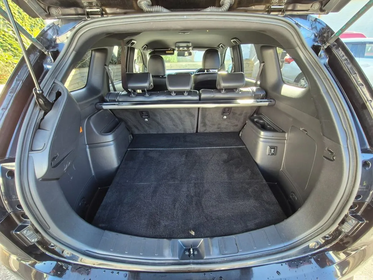 Mitsubishi Outlander Estate, Petrol Plug-in Hybrid, 2021, Black