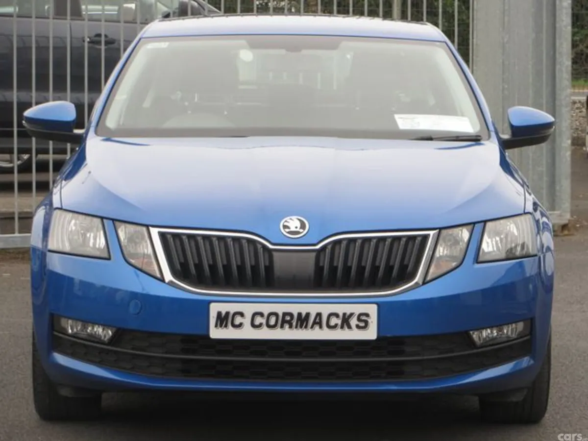 Skoda Octavia Saloon, Petrol, 2020, Blue
