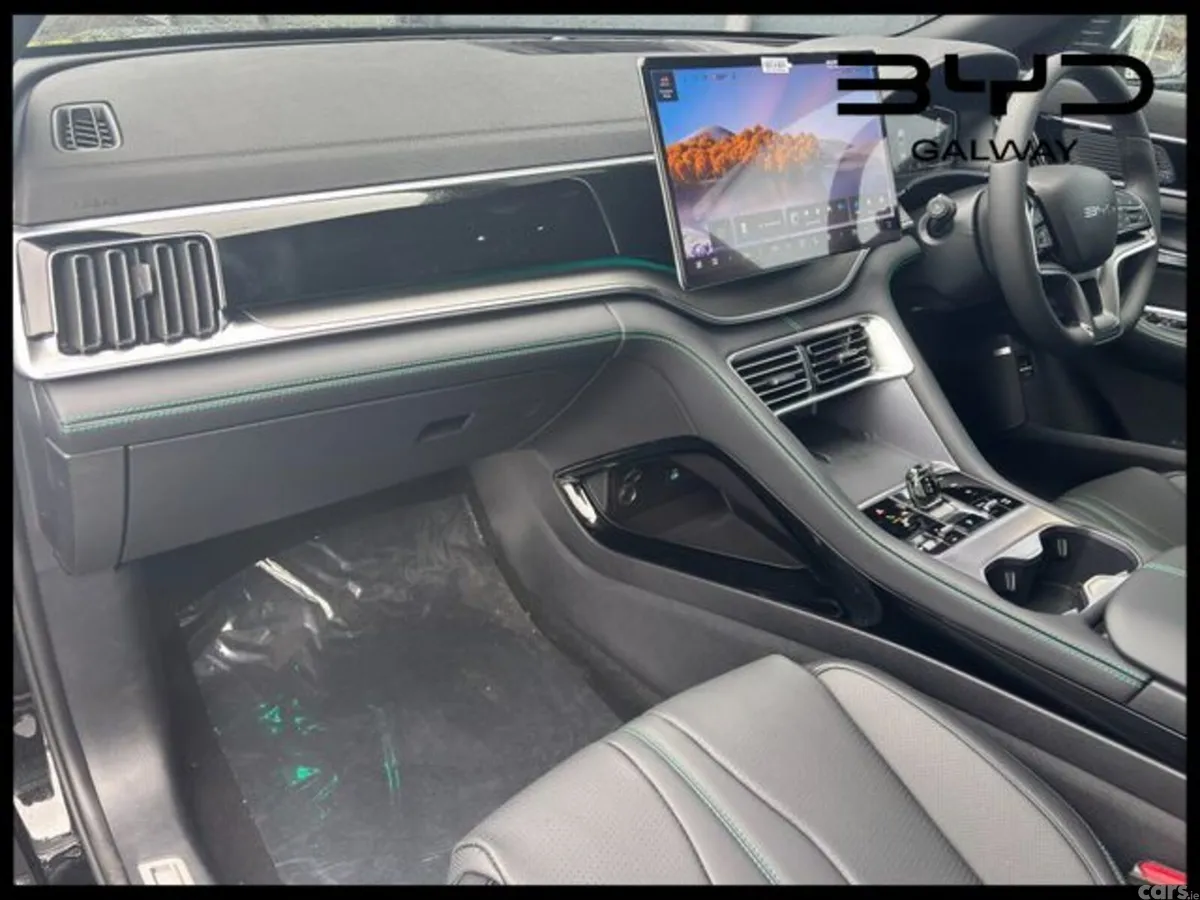 BYD SEAL U SUV, Petrol Plug-in Hybrid, 2026, Black