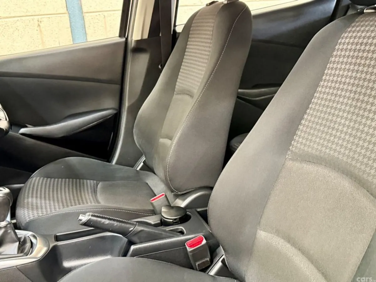Mazda Mazda2 Hatchback, Petrol, 2018, Black