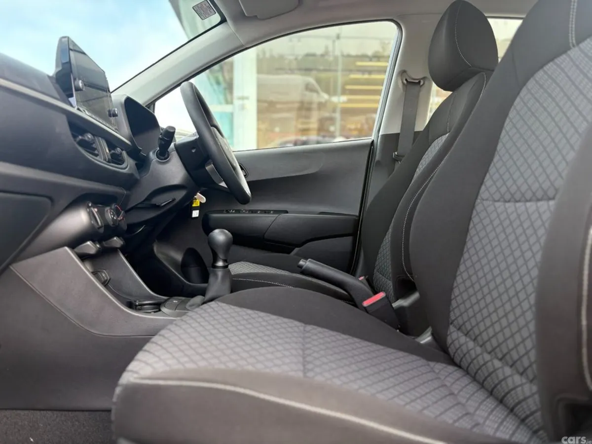 Kia Picanto Hatchback, Petrol, 2027, Grey