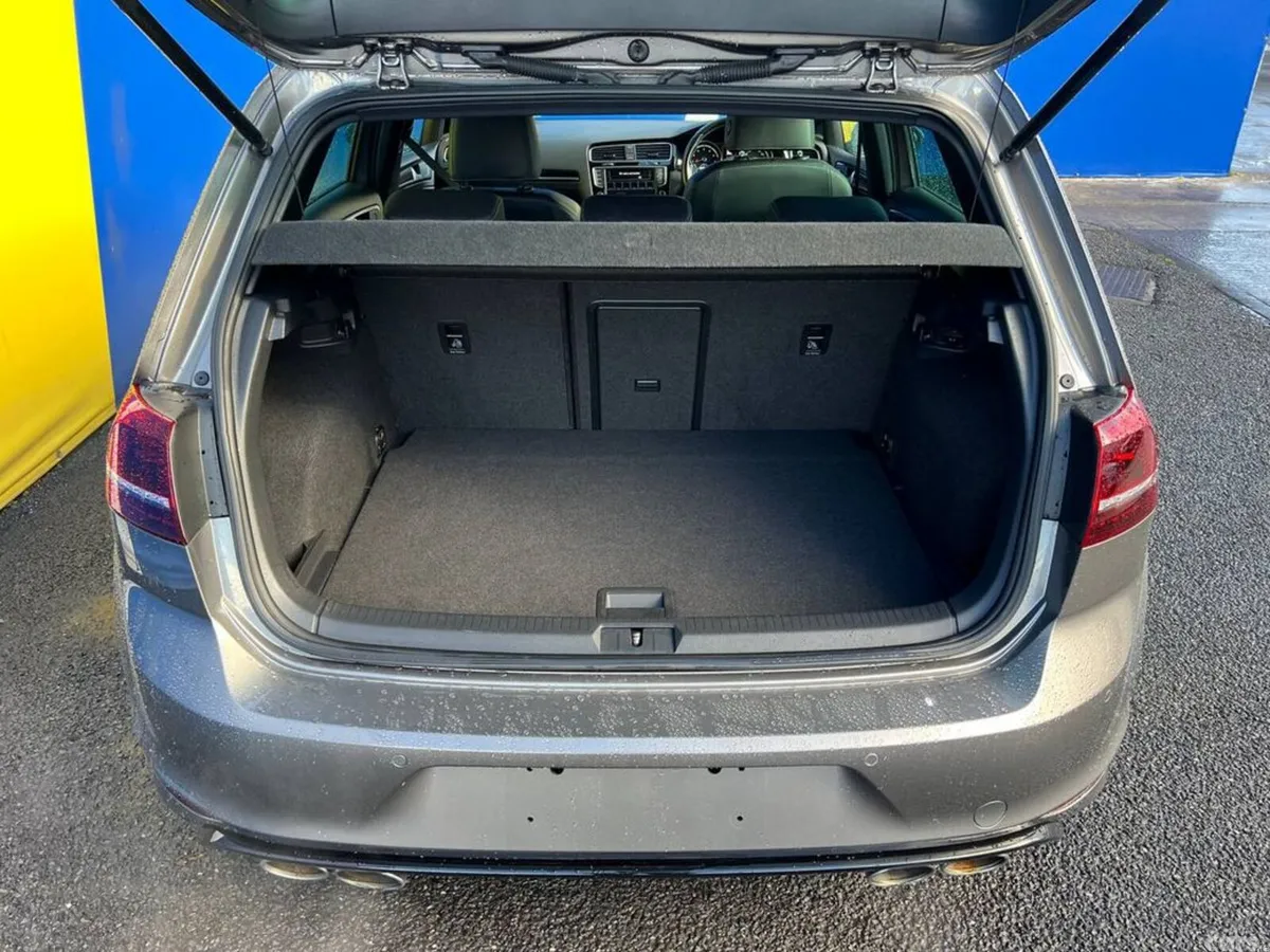 Volkswagen Golf Hatchback, Petrol, 2015, Grey