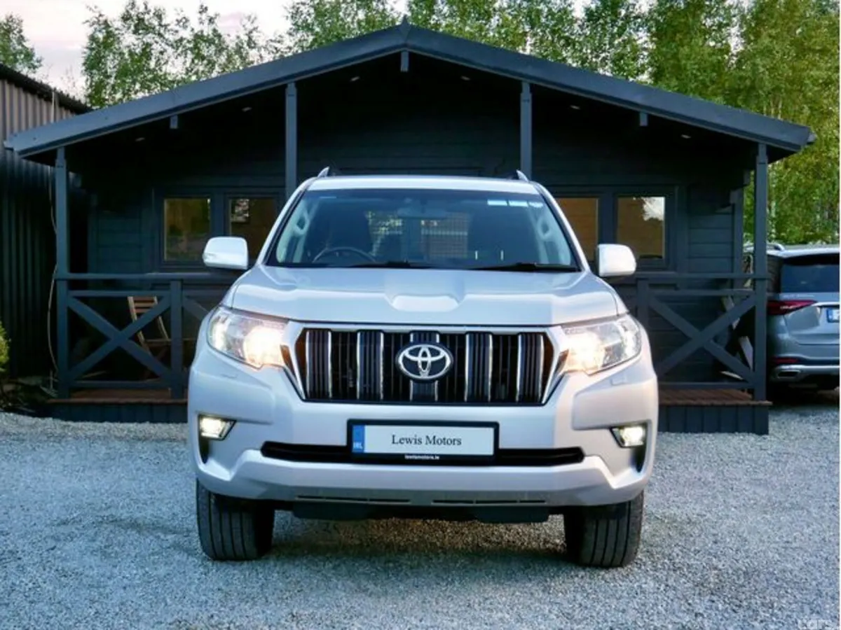 Toyota Land Cruiser Van, Diesel, 2023, Grey