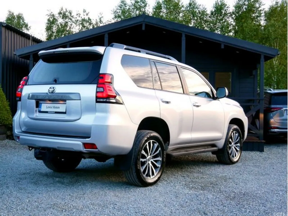 Toyota Land Cruiser Van, Diesel, 2023, Grey