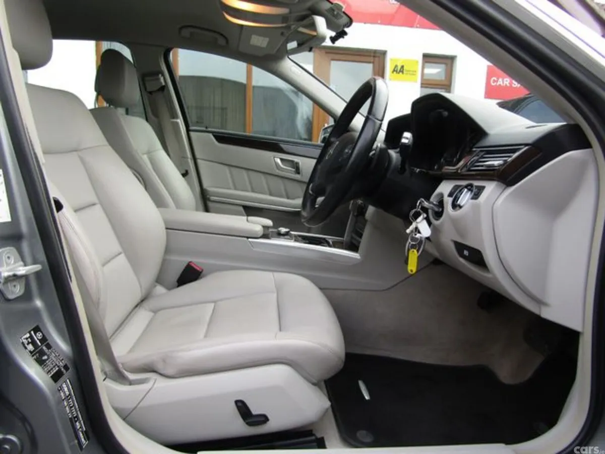 Mercedes-Benz E-Class Saloon, Diesel, 2013, Silver