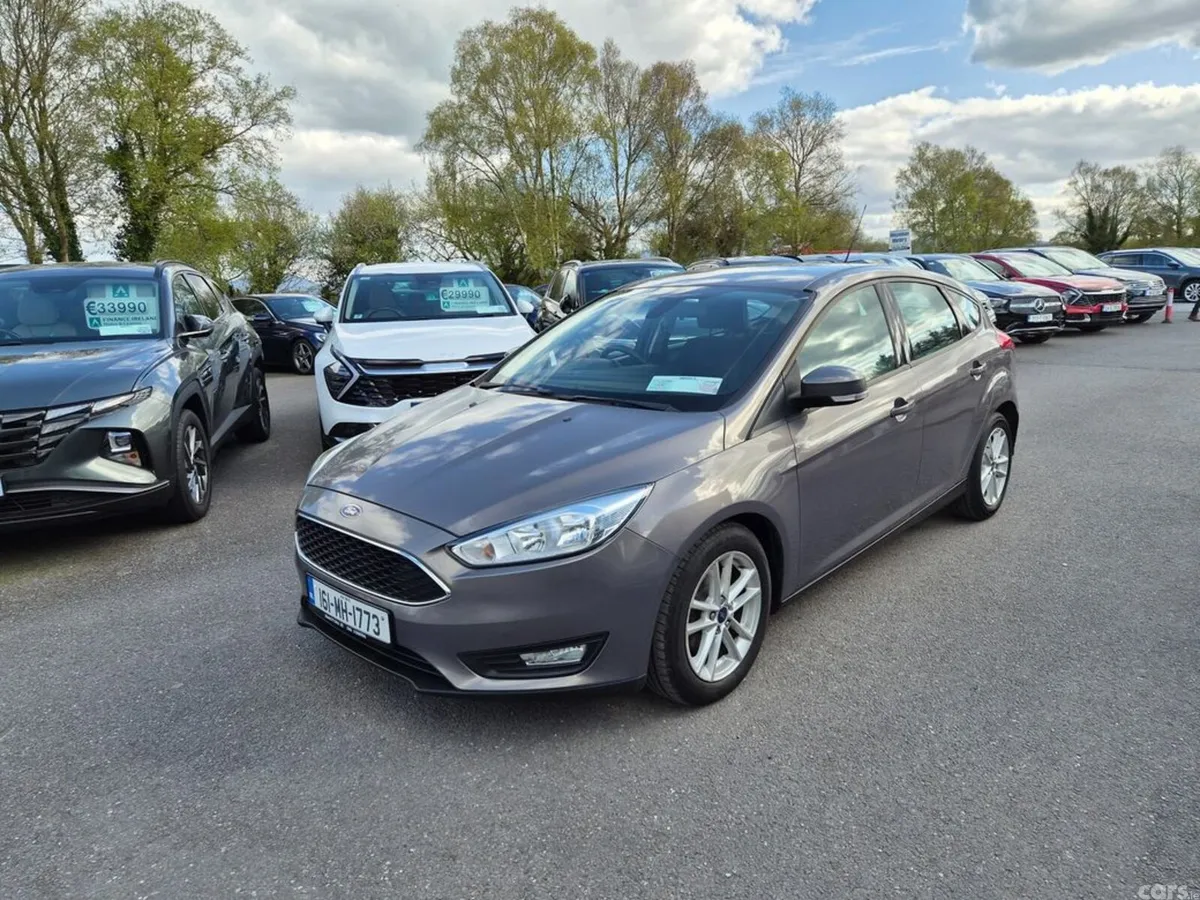 Ford Focus Hatchback, Diesel, 2016, Brown