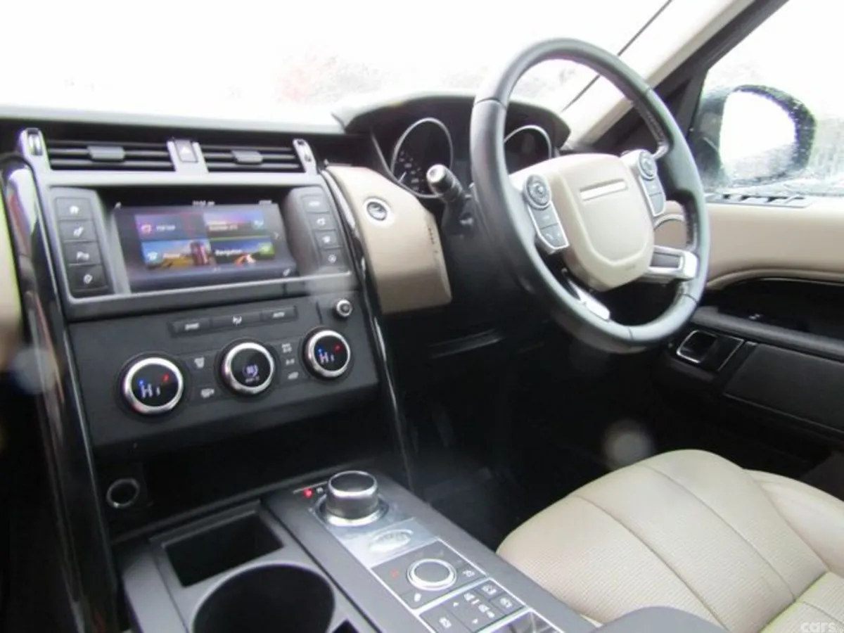 Land Rover Discovery Estate, Diesel, 2017, Black