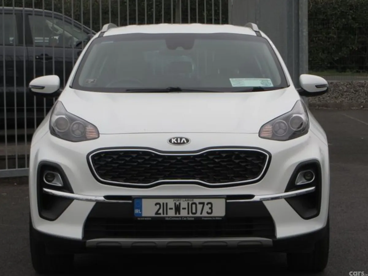 Kia Sportage MPV, Diesel Hybrid, 2021, White