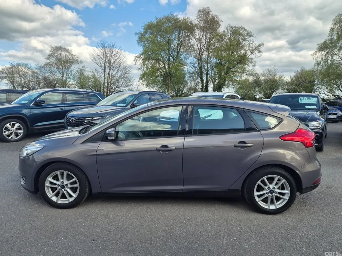 Ford Focus Hatchback, Diesel, 2016, Brown