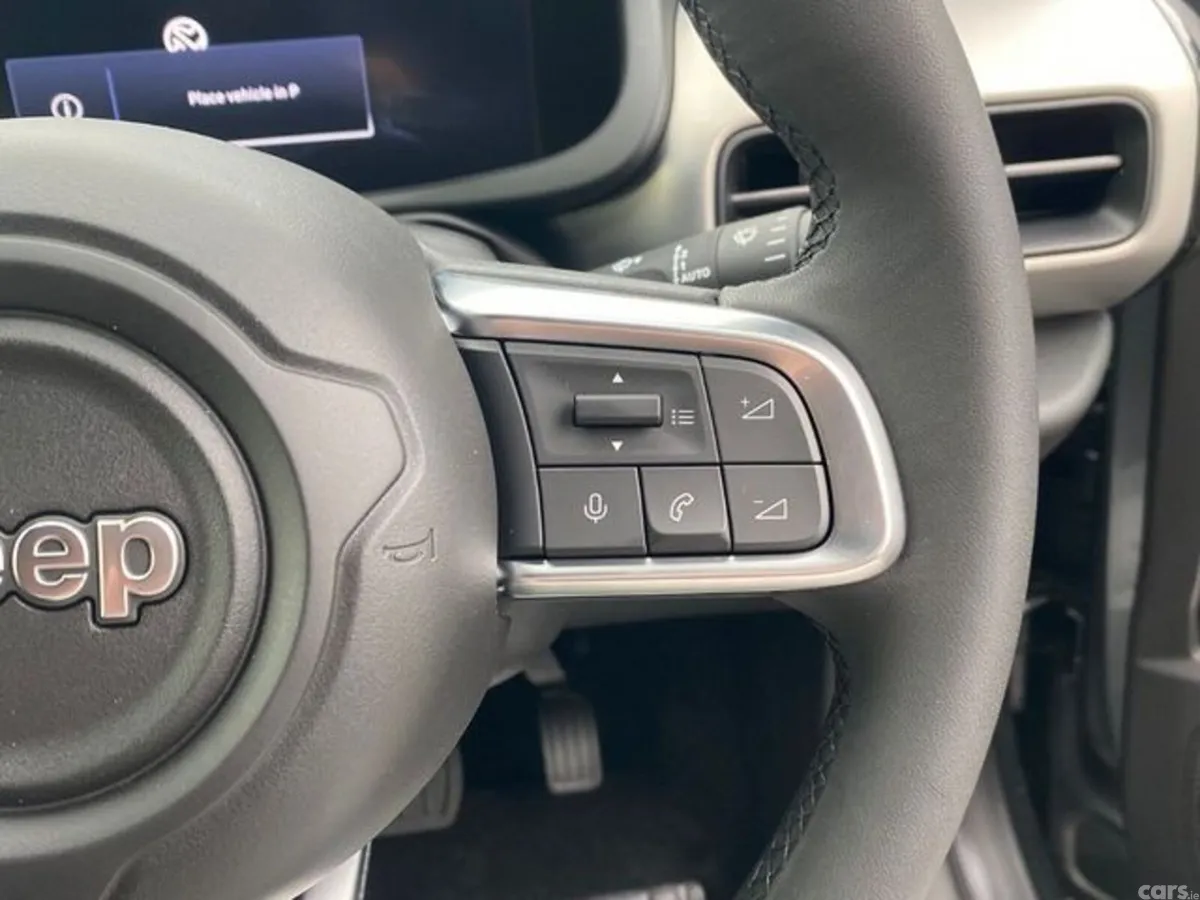 Jeep Avenger SUV, Petrol Hybrid, 2027, Grey