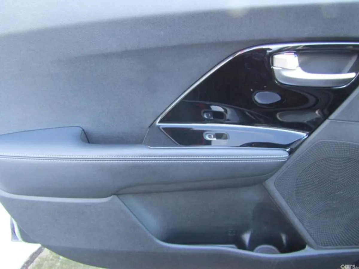 Kia Niro Estate, Petrol Hybrid, 2019, Grey