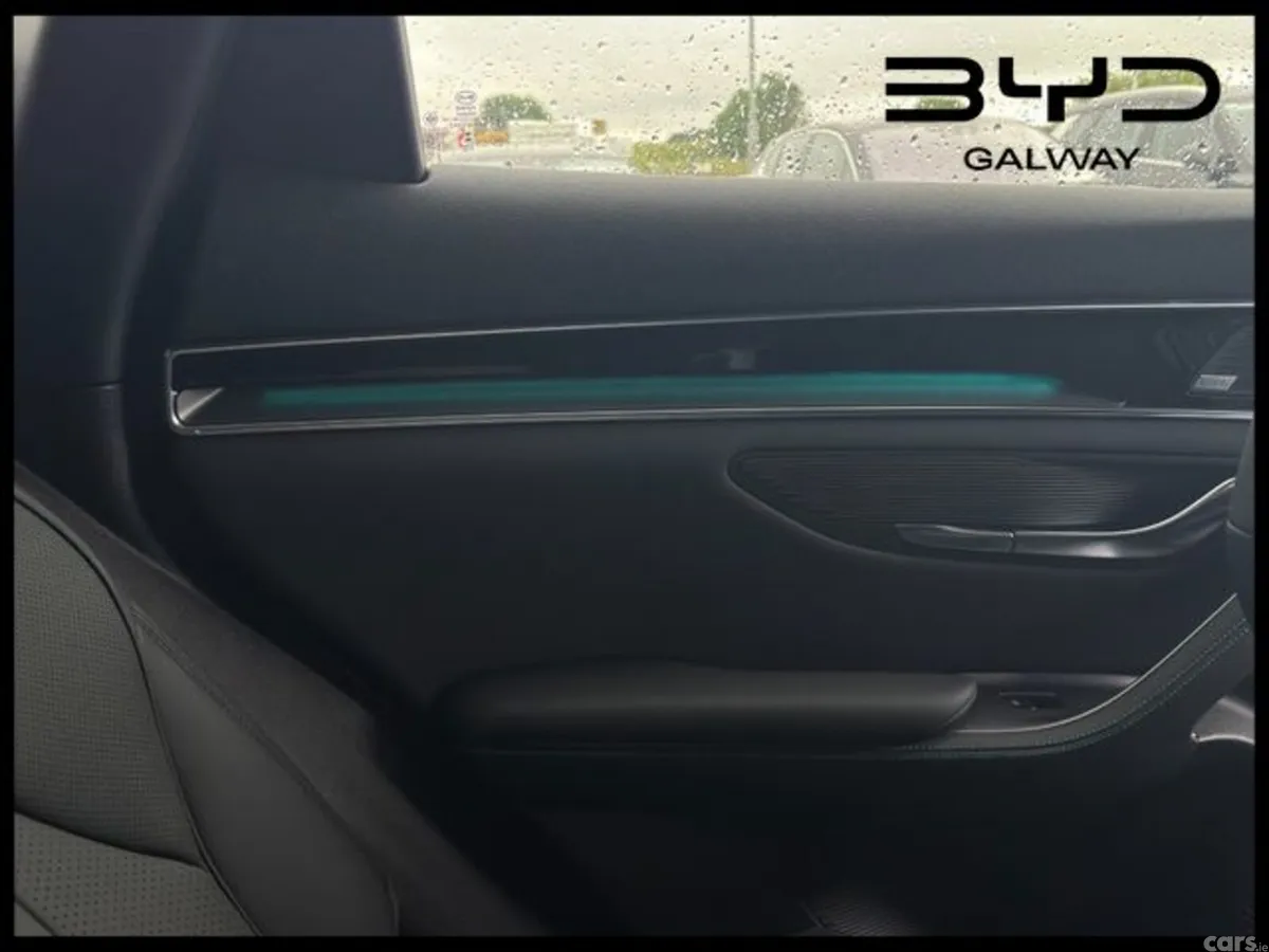 BYD SEAL U SUV, Petrol Plug-in Hybrid, 2026, Black