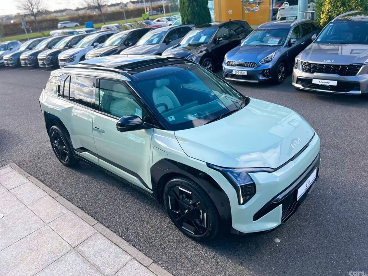 Kia EV3 SUV, Electric, 2027, Green