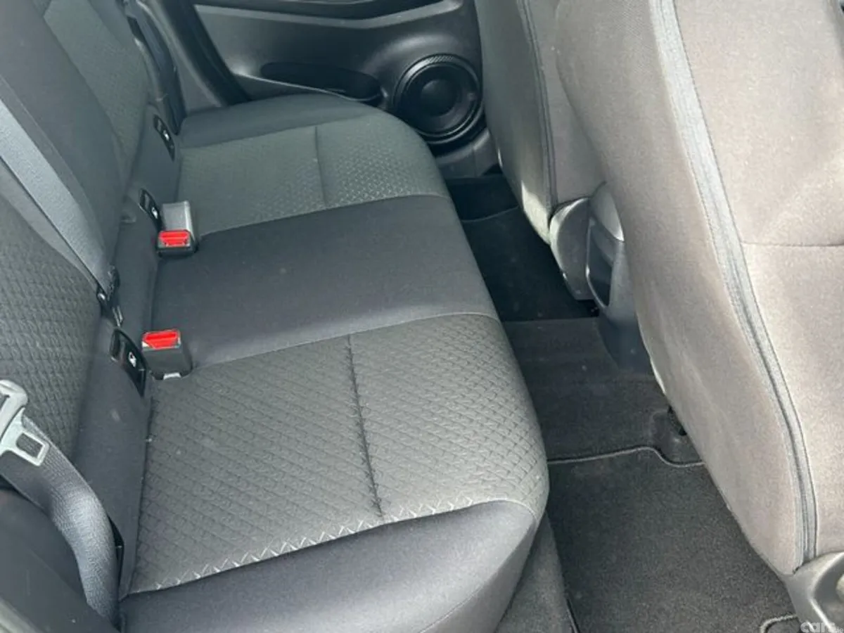 Nissan Juke MPV, Petrol, 2022, Grey