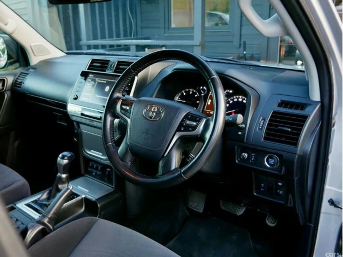 Toyota Land Cruiser Van, Diesel, 2023, Grey