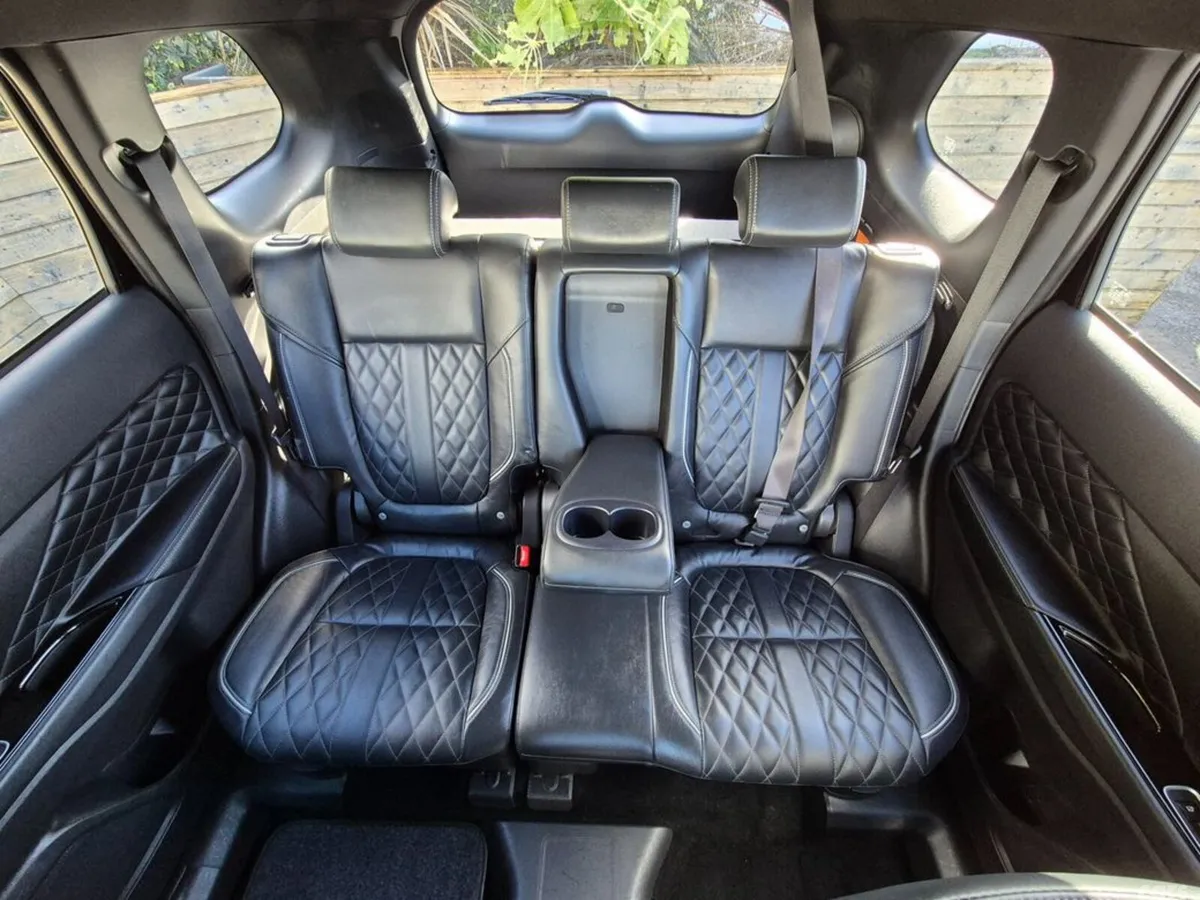 Mitsubishi Outlander Estate, Petrol Plug-in Hybrid, 2021, Black