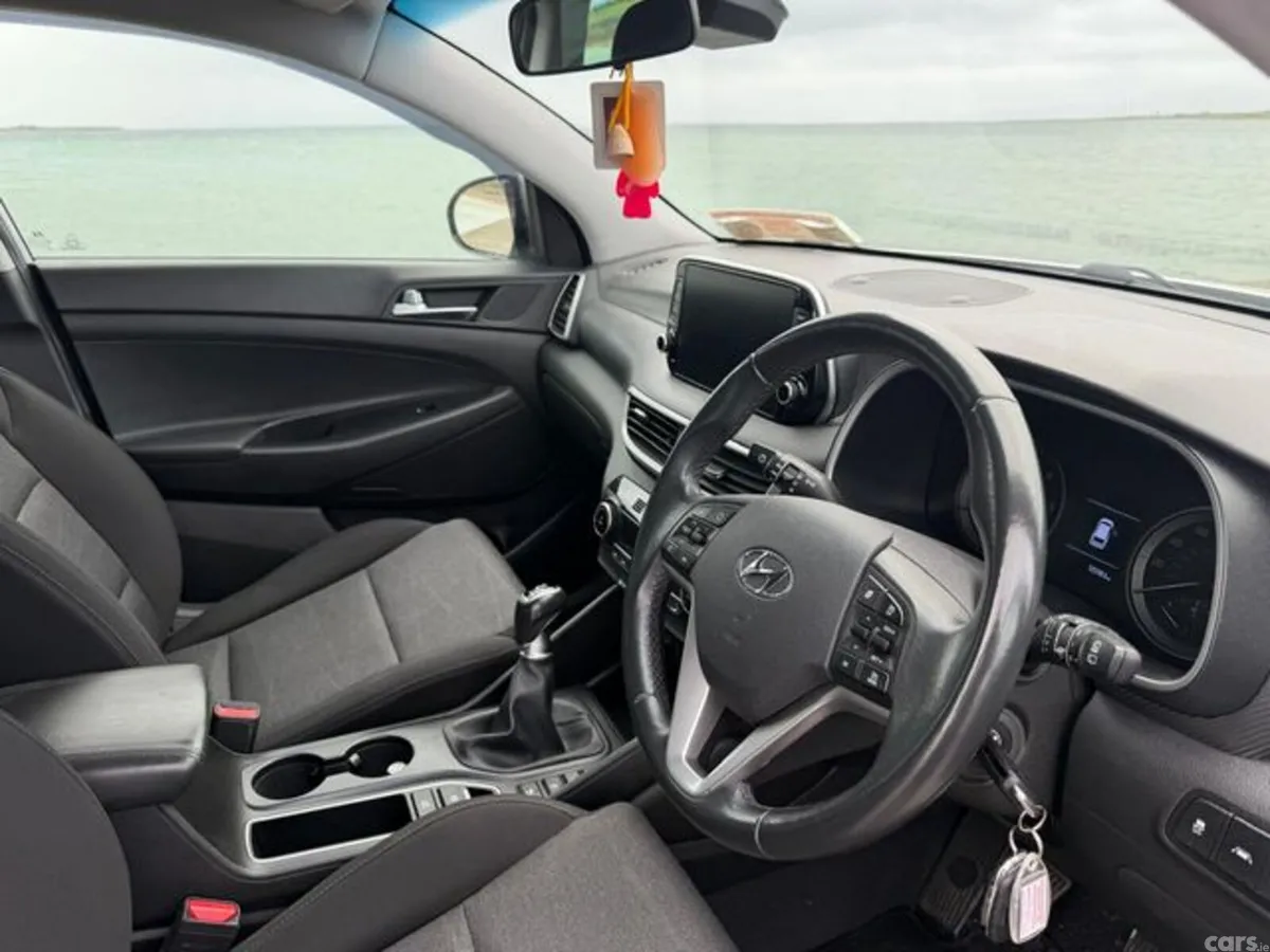 Hyundai Tucson Estate, Diesel, 2021, Silver