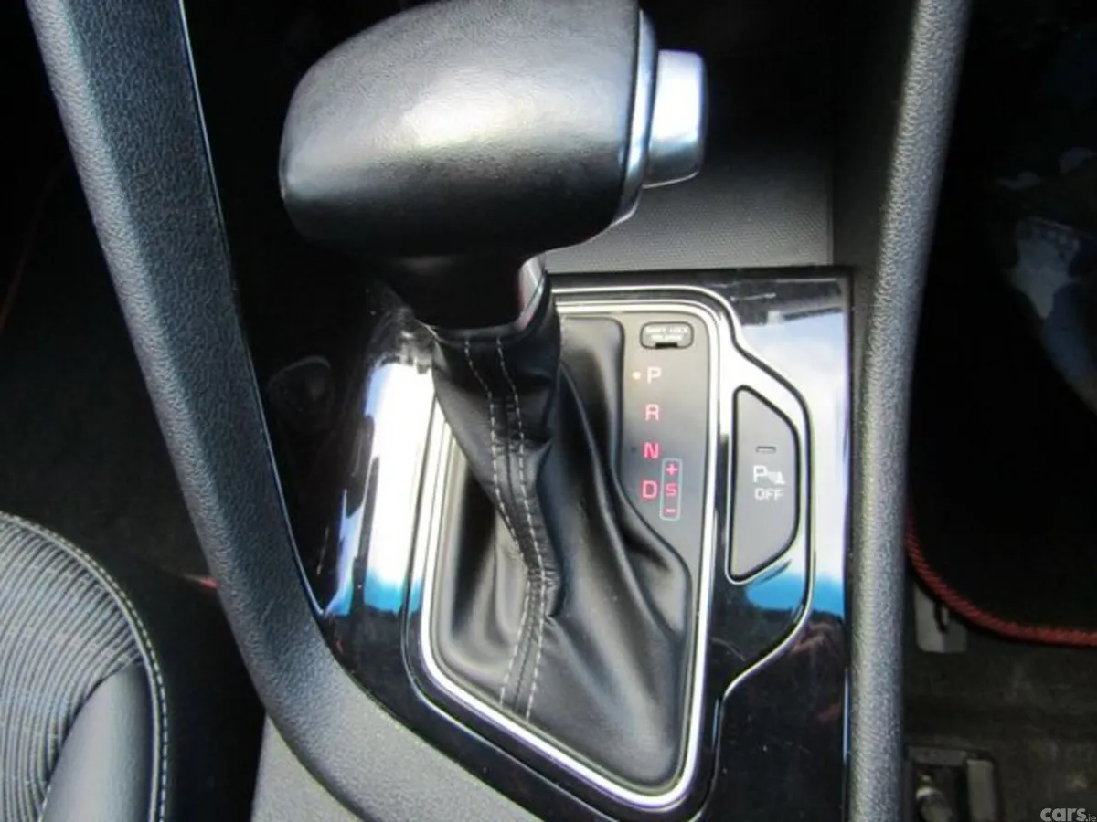 Kia Niro Estate, Petrol Hybrid, 2019, Grey