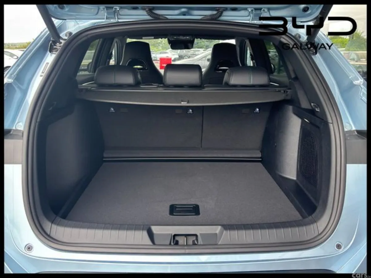 BYD SEAL U SUV, Petrol Plug-in Hybrid, 2026, Blue