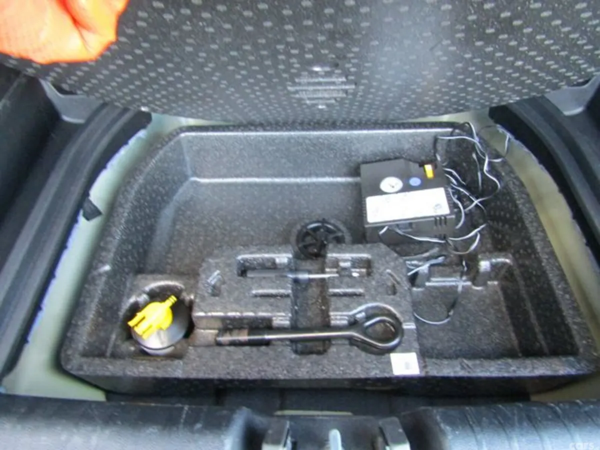 Kia Niro Estate, Petrol Hybrid, 2019, Grey