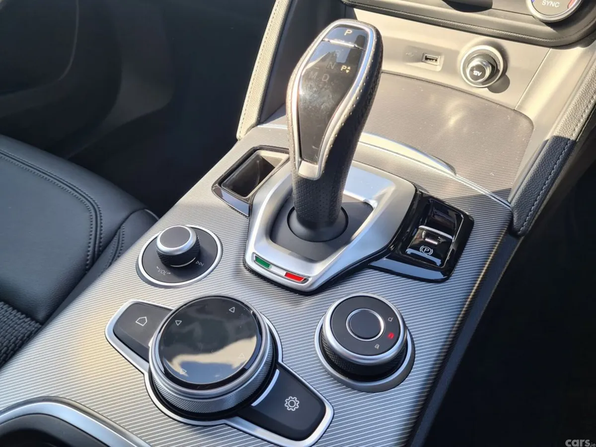 Alfa Romeo Stelvio SUV, Diesel, 2023, Red