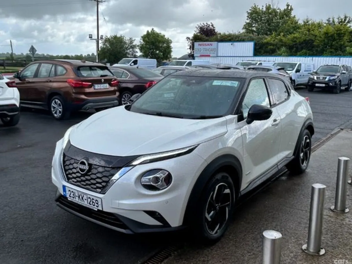 Nissan Juke MPV, Petrol, 2023, White