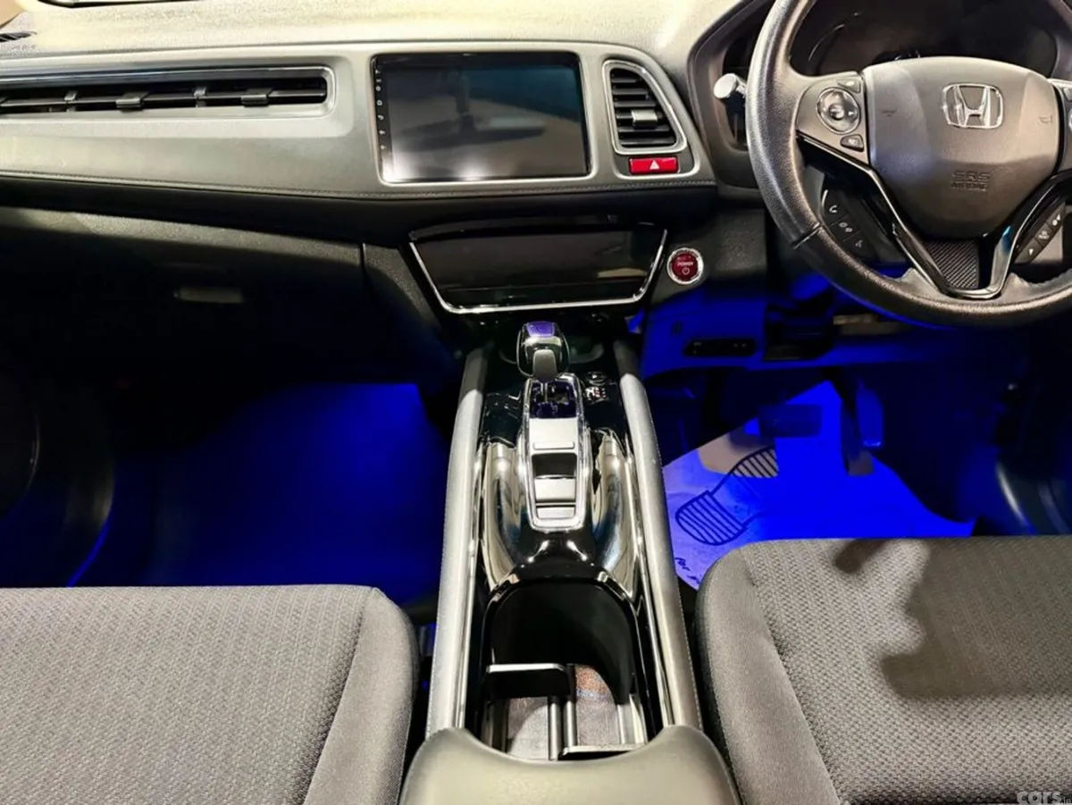 Honda Vezel SUV, Petrol Hybrid, 2014, White