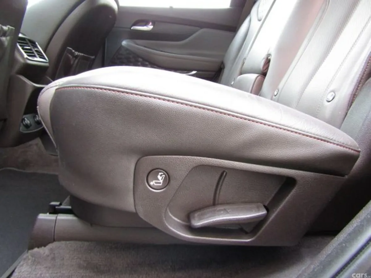 Hyundai Santa Fe Estate, Diesel, 2019, Blue
