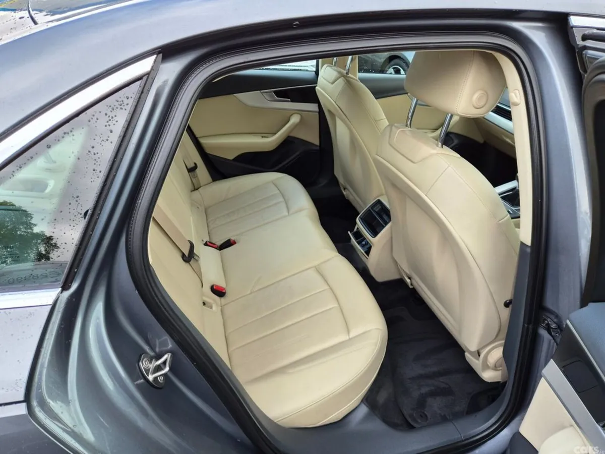 Audi A4 Saloon, Diesel, 2016, Grey