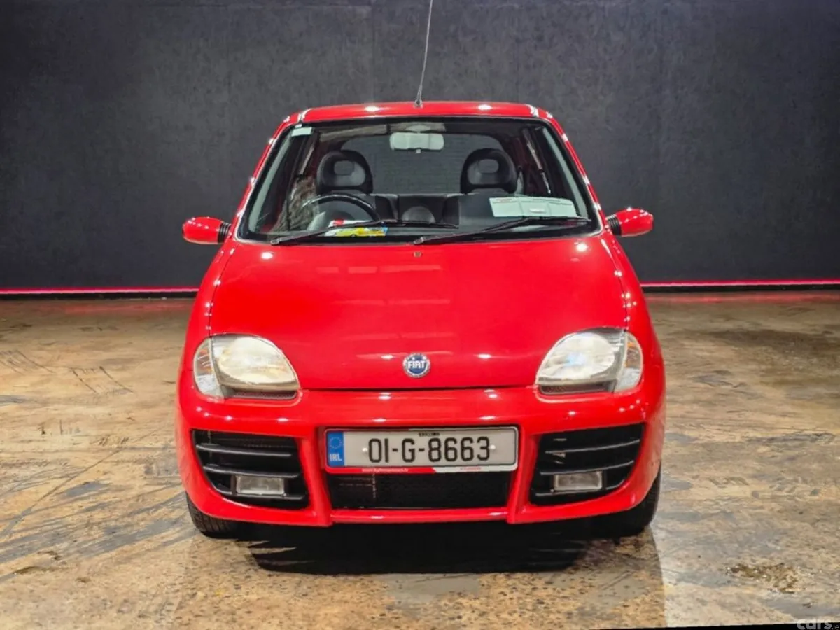 Fiat Seicento Hatchback, Petrol, 2001, Red