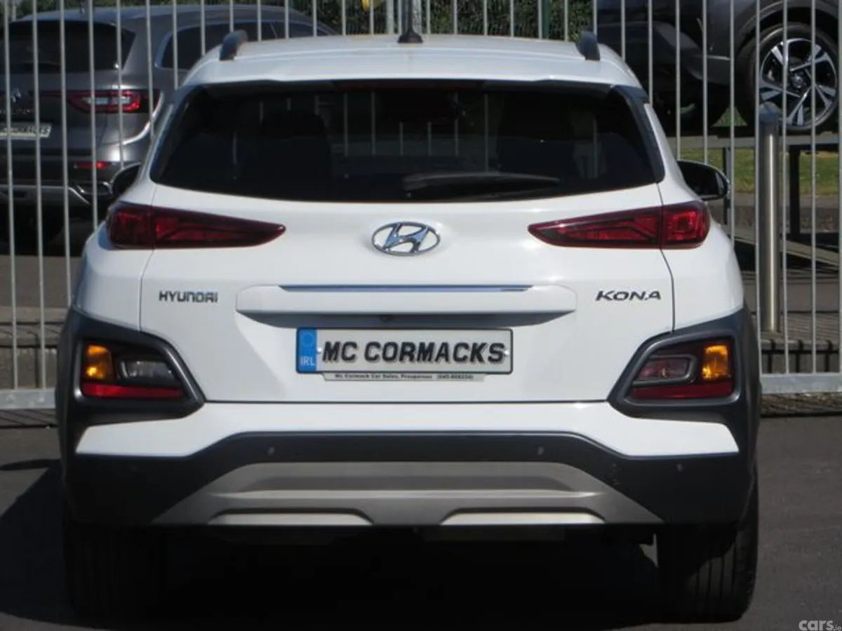 Hyundai KONA MPV, Diesel, 2020, White