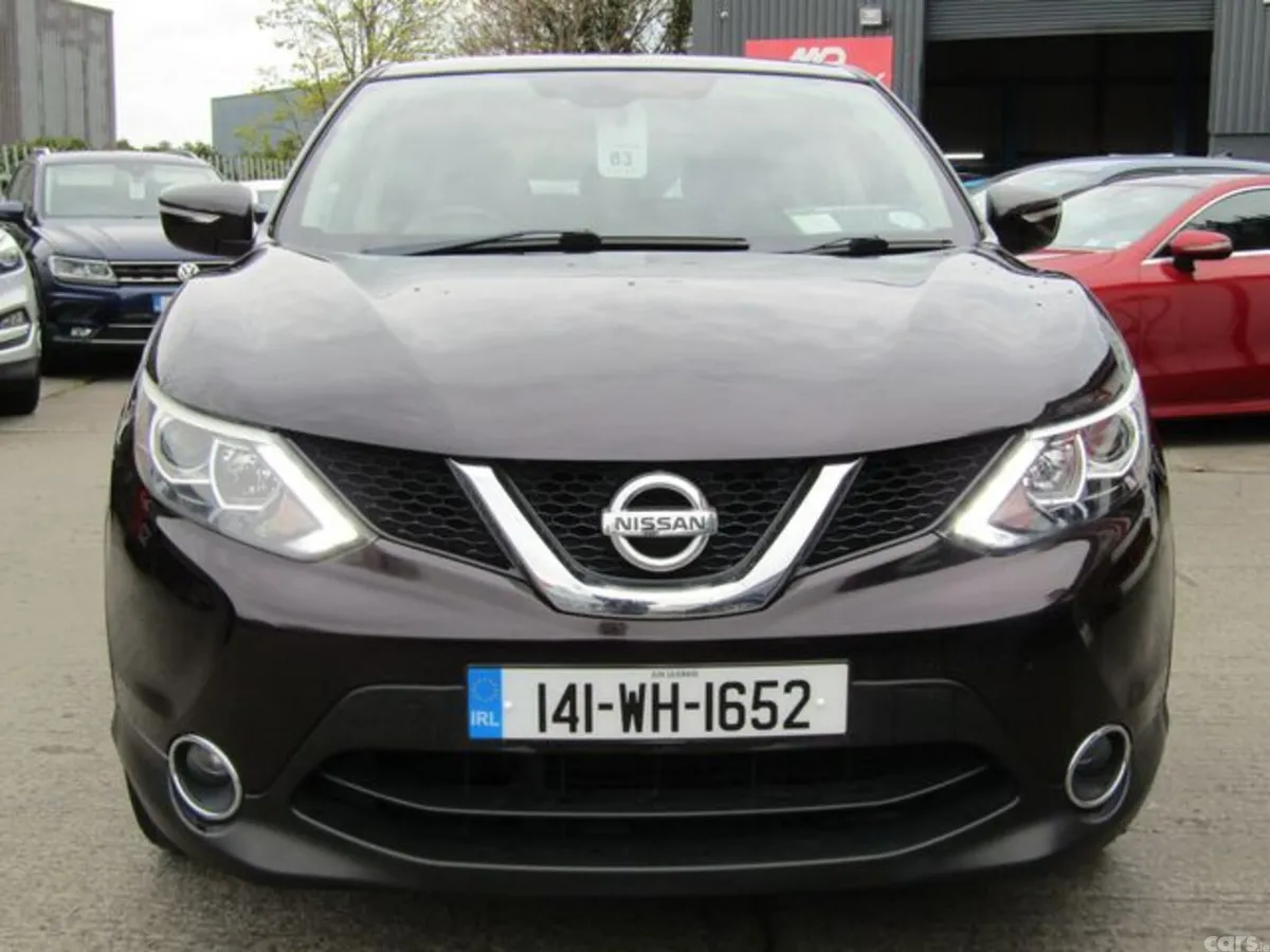 Nissan Qashqai Hatchback, Diesel, 2014, Black
