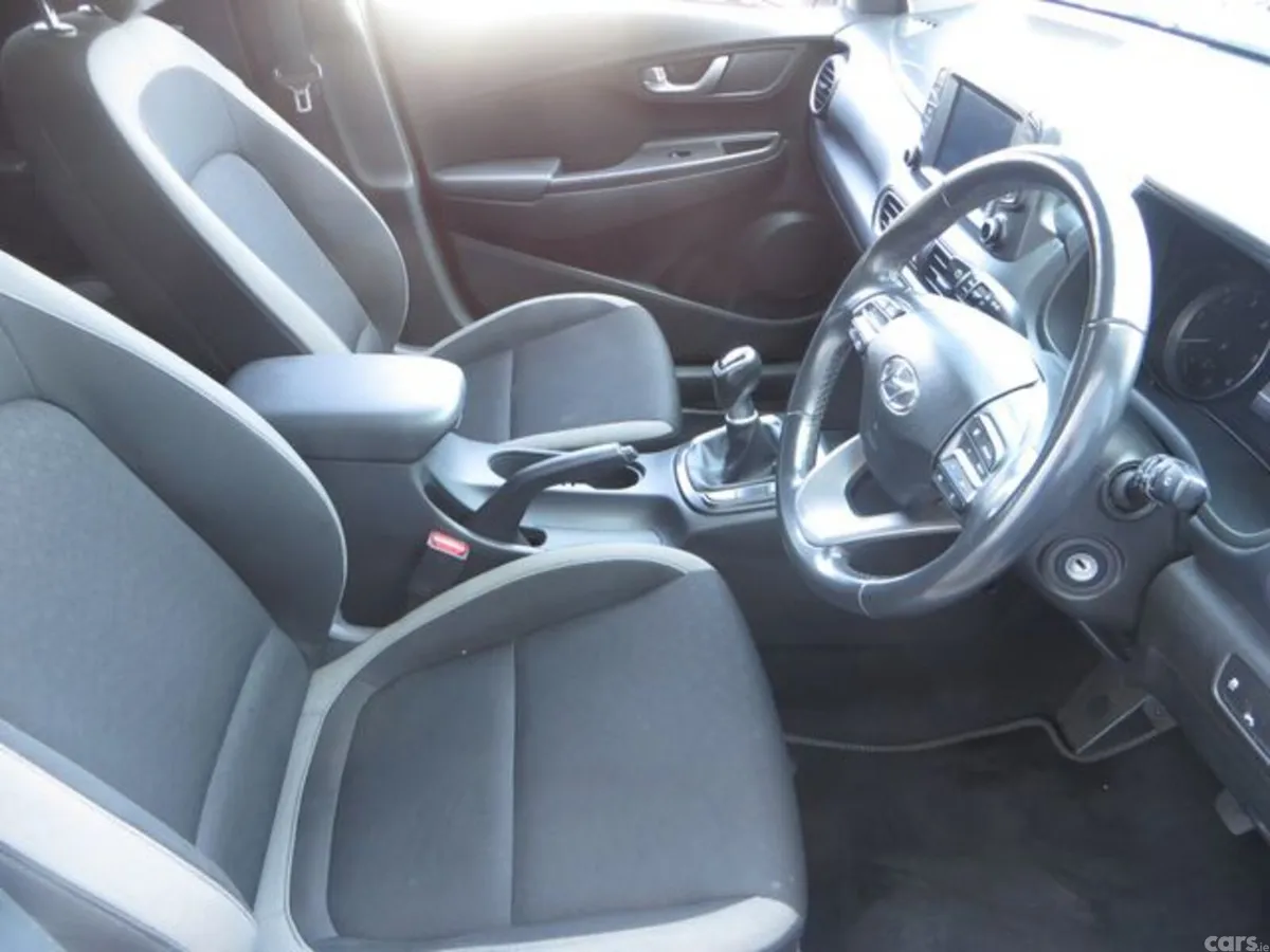 Hyundai KONA MPV, Diesel, 2020, White