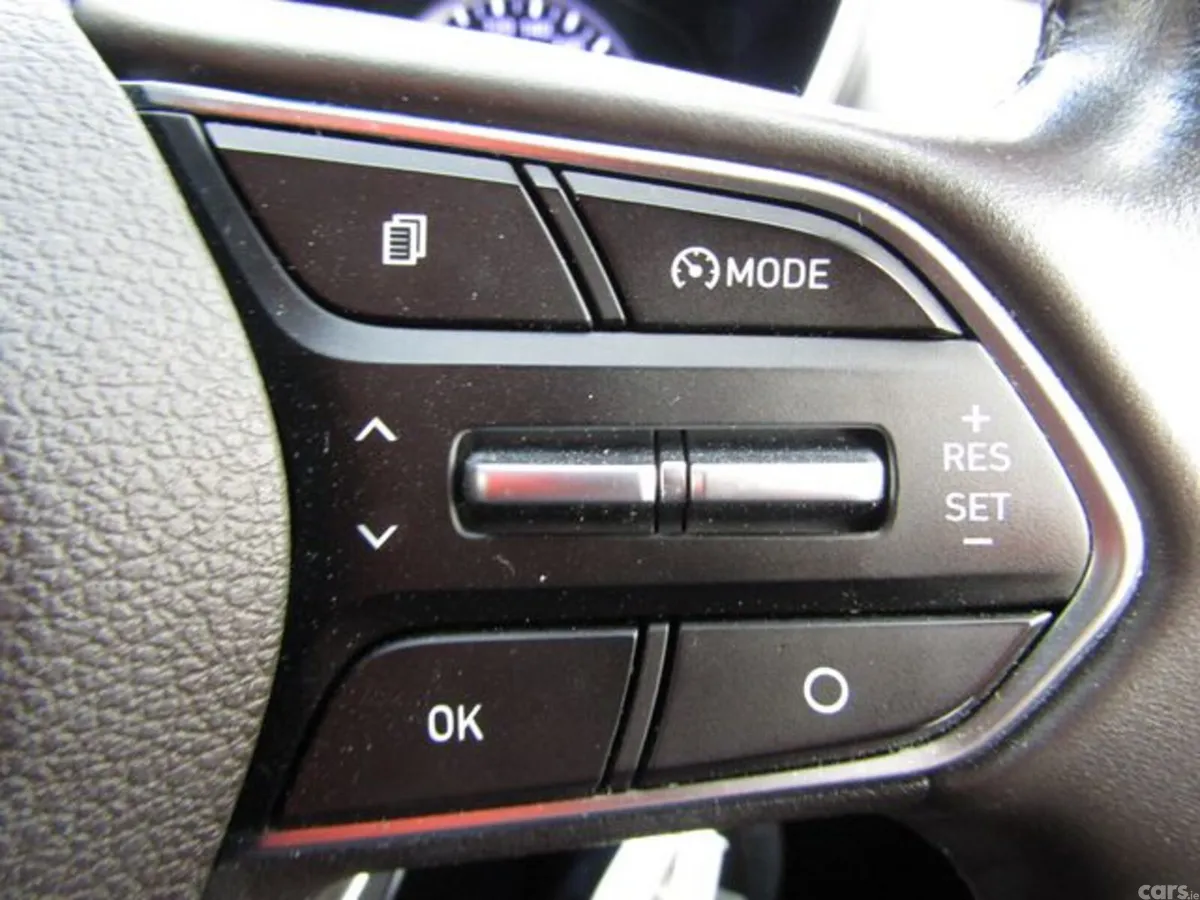 Hyundai Santa Fe Estate, Diesel, 2019, Blue