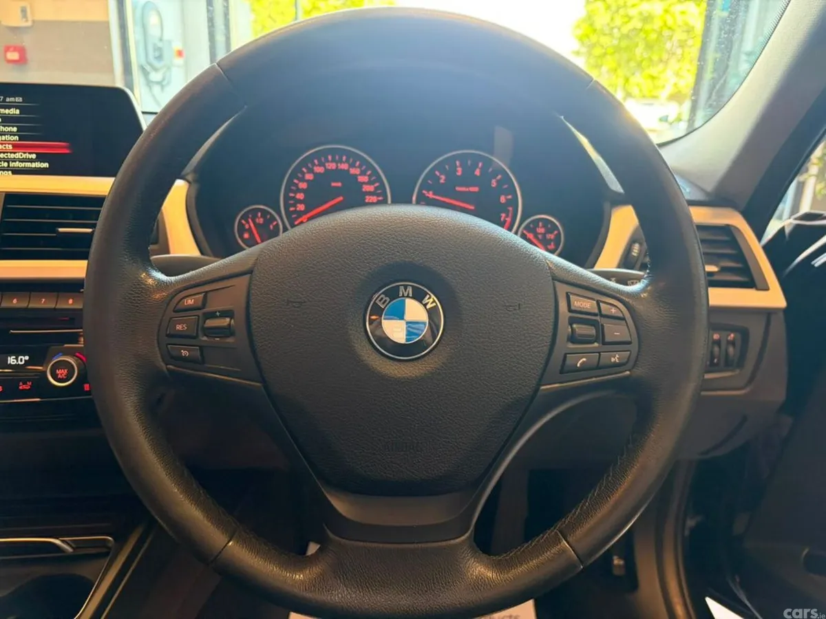 BMW 3-Series Saloon, Petrol, 2016, Blue