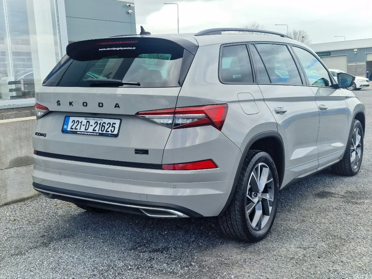 Skoda Kodiaq Estate, Diesel, 2022, Grey