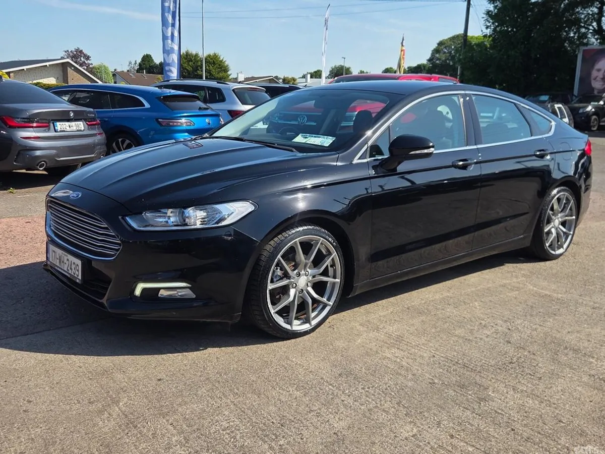 Ford Mondeo Hatchback, Diesel, 2017, Black