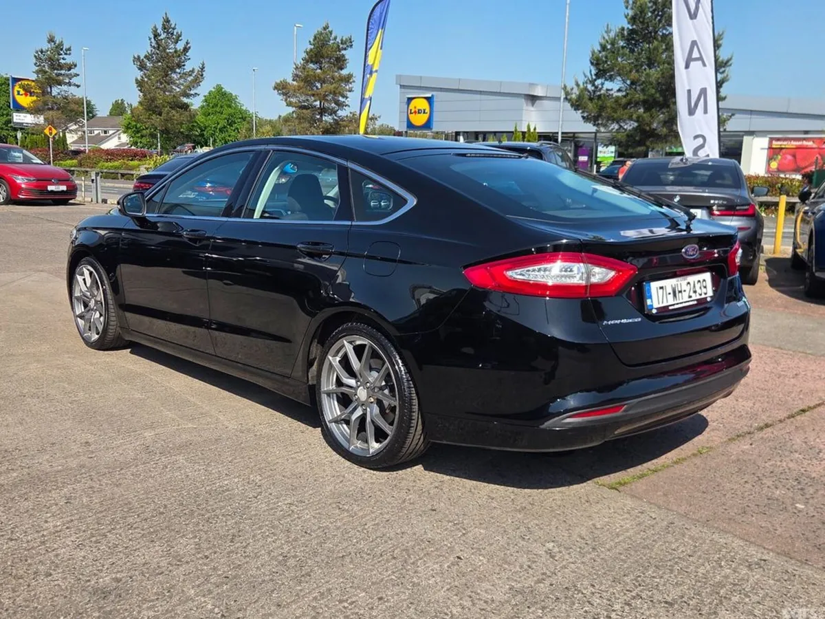 Ford Mondeo Hatchback, Diesel, 2017, Black