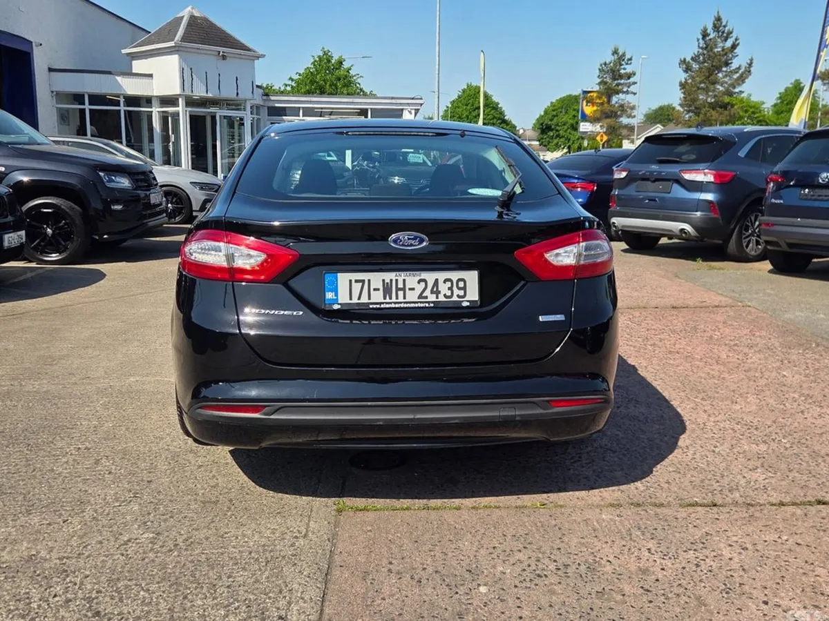 Ford Mondeo Hatchback, Diesel, 2017, Black