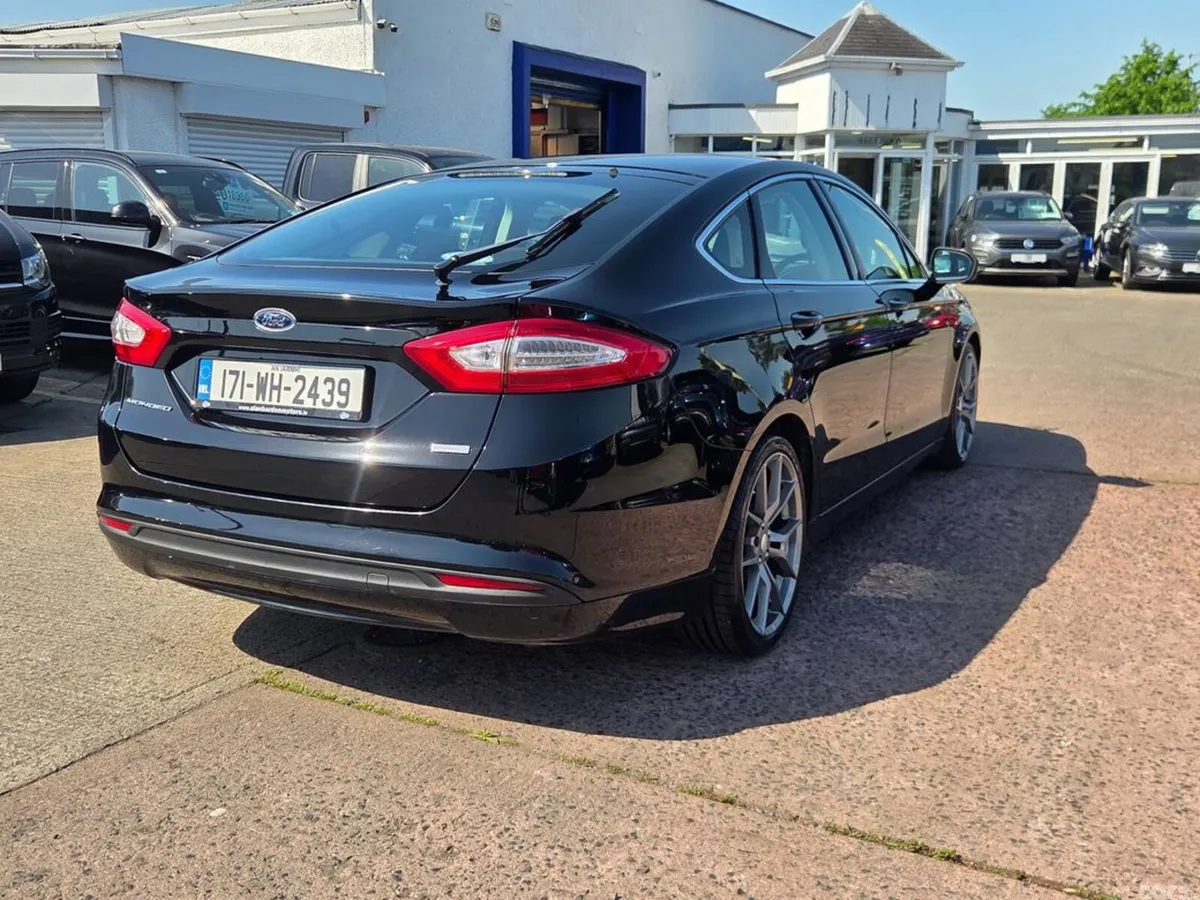 Ford Mondeo Hatchback, Diesel, 2017, Black