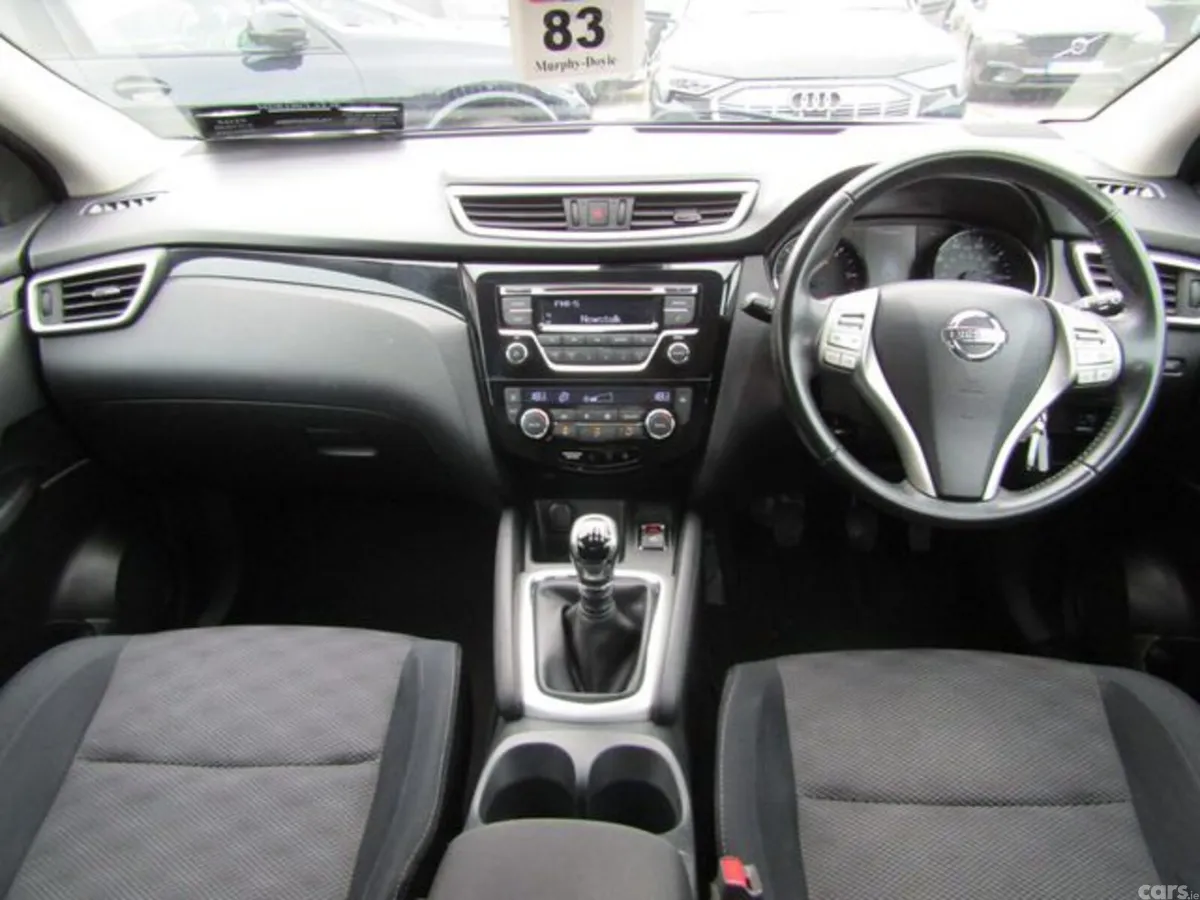 Nissan Qashqai Hatchback, Diesel, 2014, Black